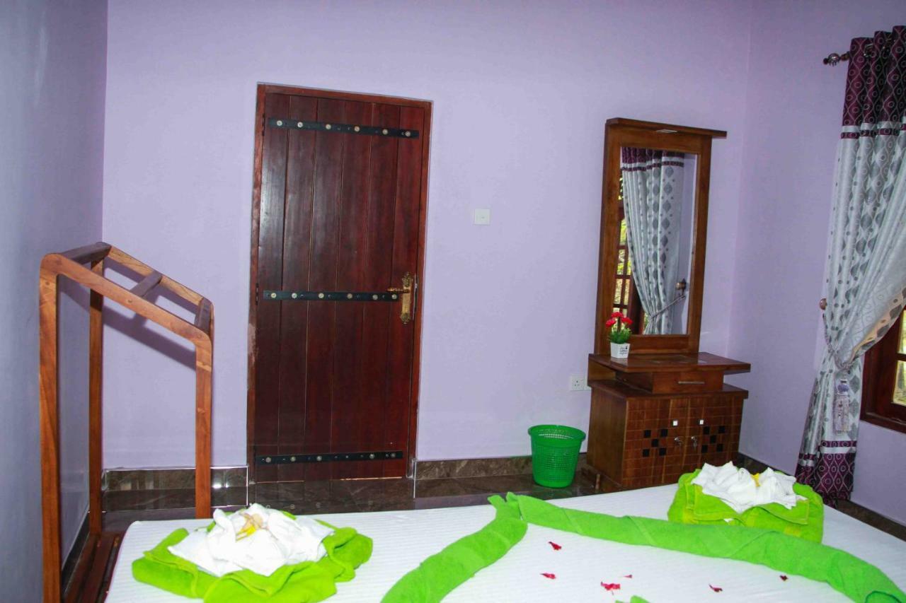 Wijesiri Family Guest House Σιγκιρίγια Εξωτερικό φωτογραφία