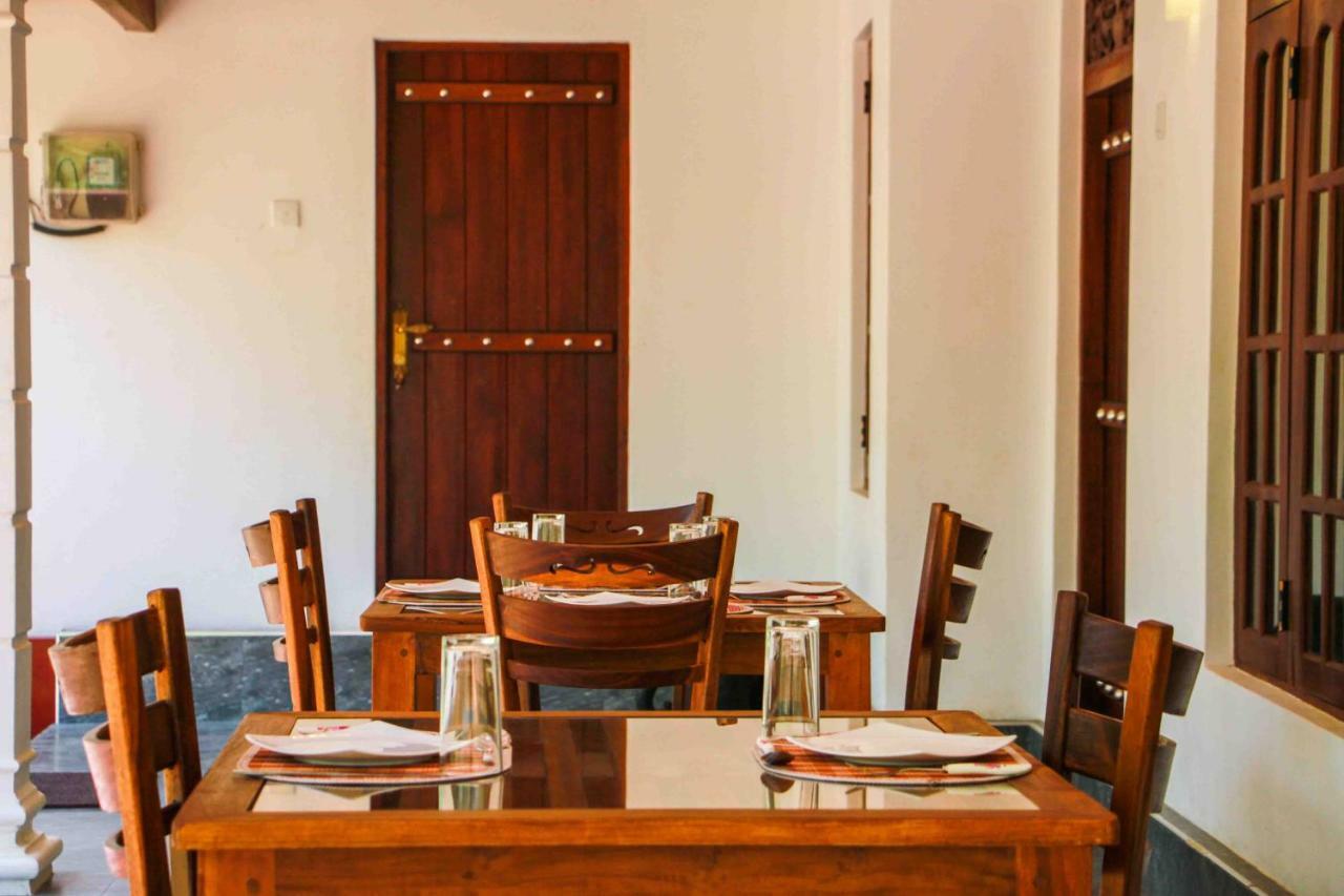 Wijesiri Family Guest House Σιγκιρίγια Εξωτερικό φωτογραφία